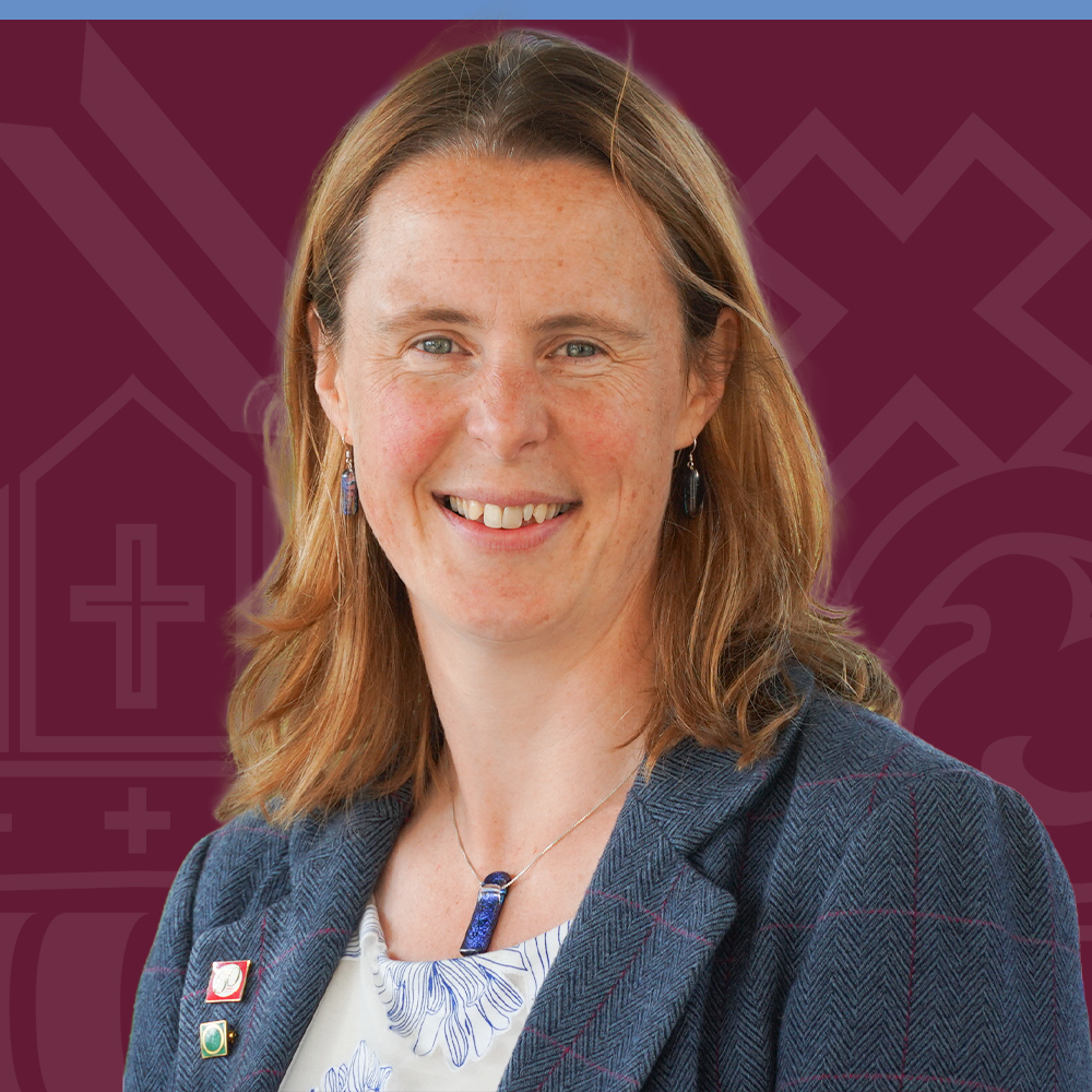 Photo of Claire Holmes