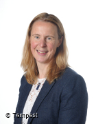 Photo of Claire Holmes